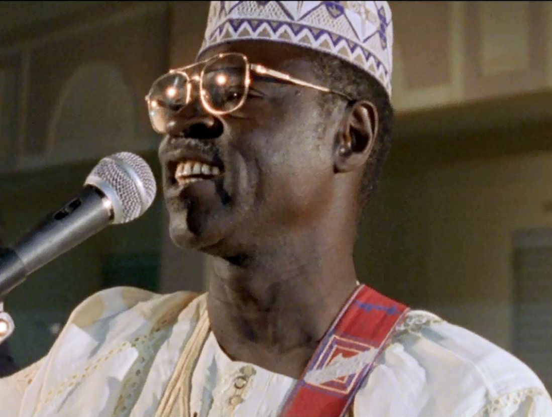 Images de la culture Visite à Ali Farka Touré (Une) catalogue général